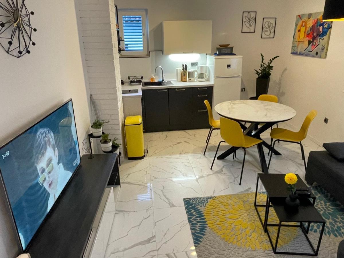 Apartment Grgo Biograd Na Moru Εξωτερικό φωτογραφία
